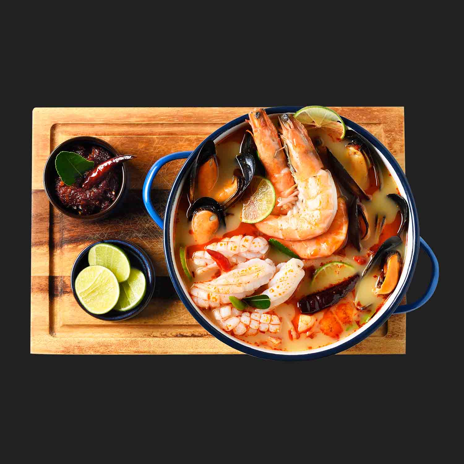 ต้มยำกุ้งมะพร้าวอ่อน